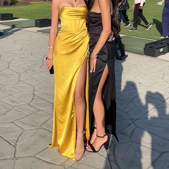 Cinderella Divine silk corset dress/marigold/size 2 - Picture 2 of 5